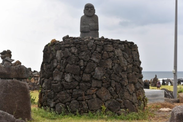 신도 2리 방사탑.jpg