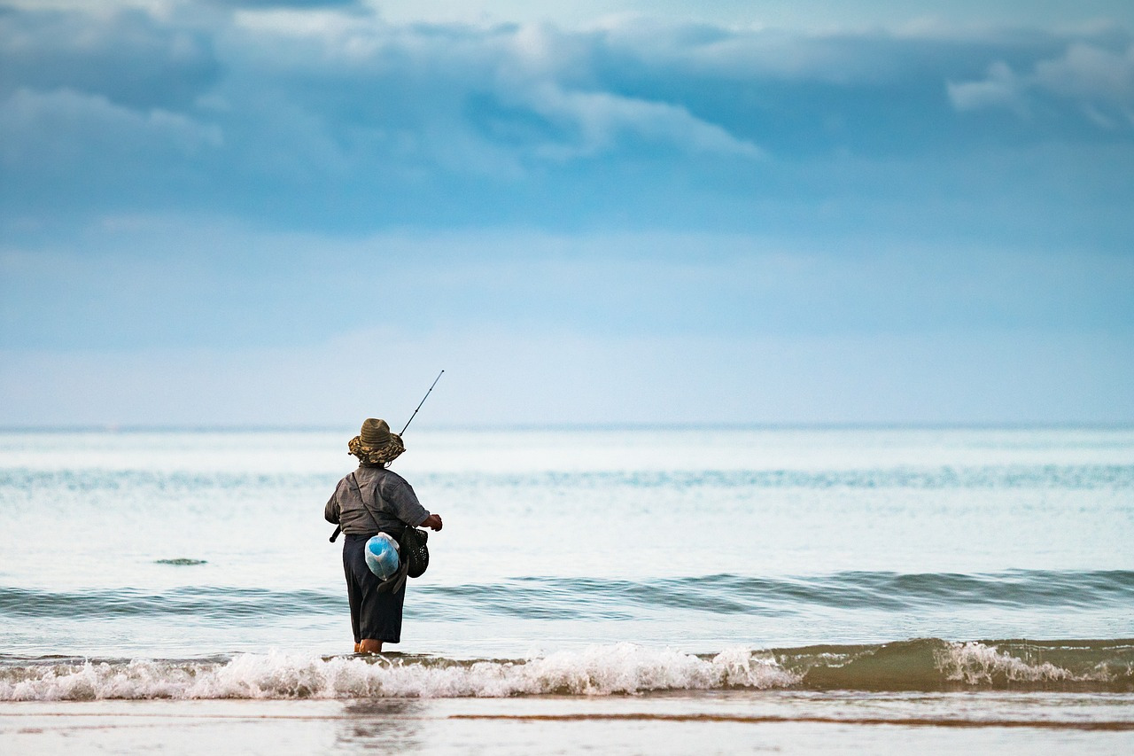 fisherman-2084346_1280.jpg