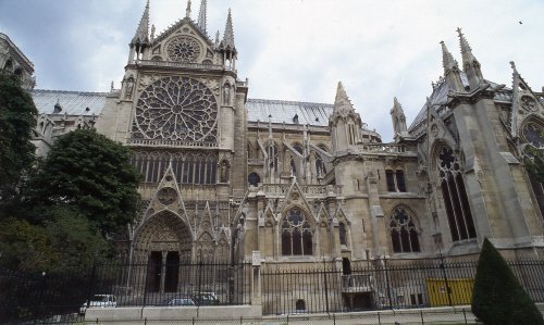 노르트담 성다.jpg