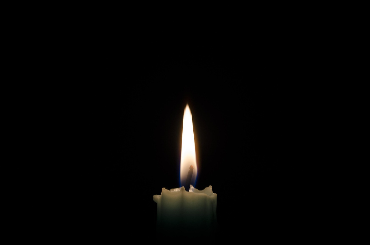 candle-1144728_1920.jpg