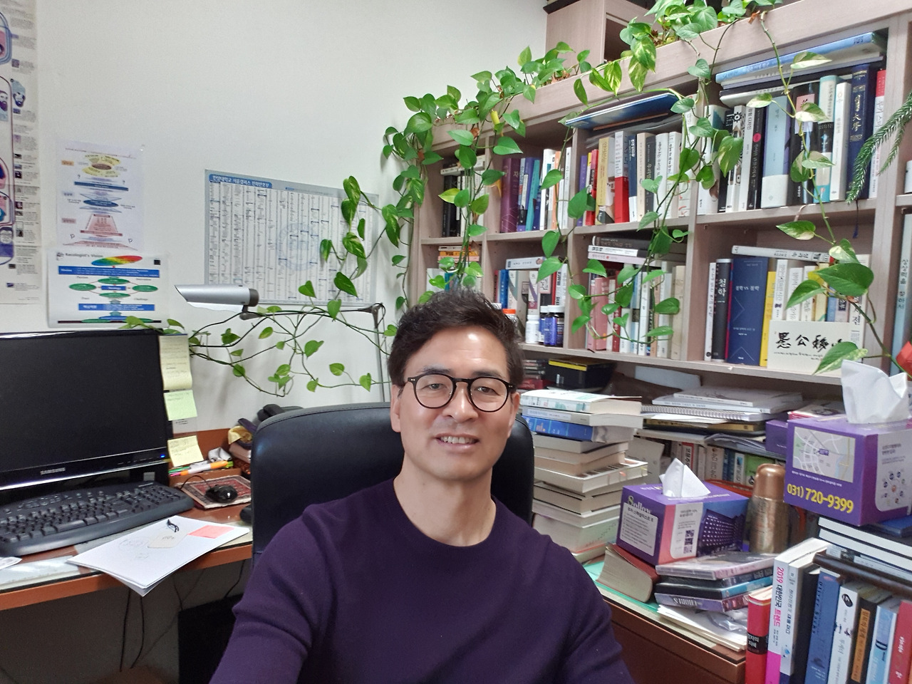 연구실 사색 독서 3.jpg