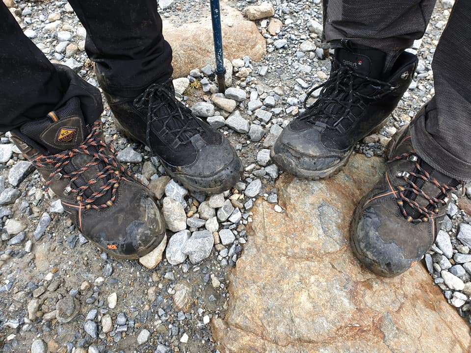 몽블랑 신발 바꿔신기.jpg