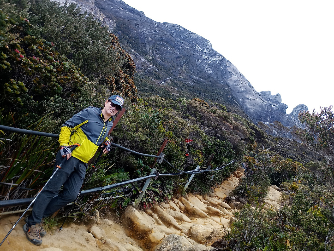 키나발루 등반 도중 1.jpg