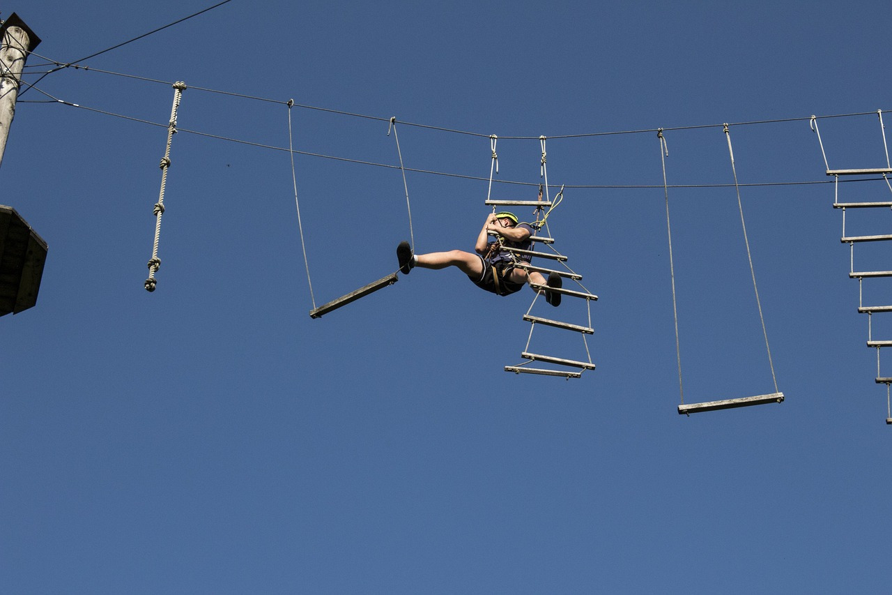 high-ropes-course-3716520_1280.jpg