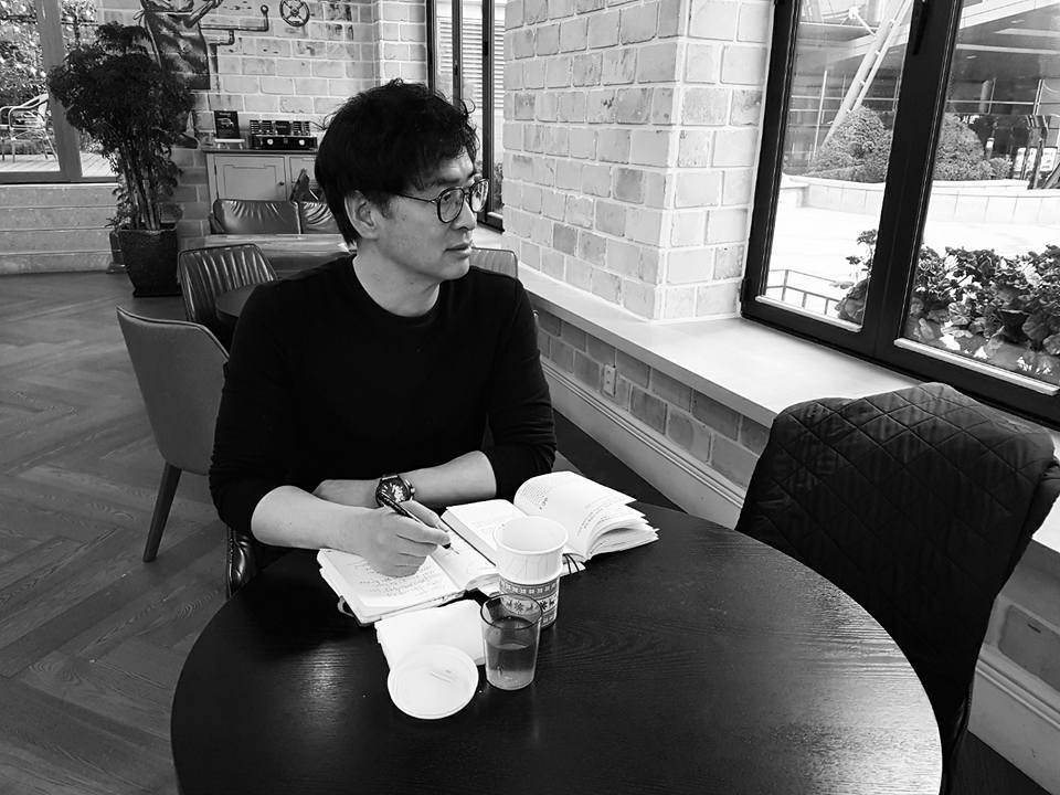 사색 책읽기 검정.jpg