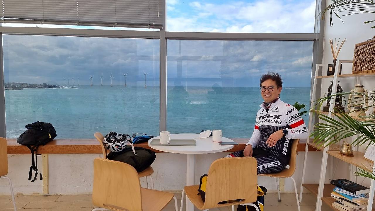 해거름 마을 공원 인증센터 카패1.jpg