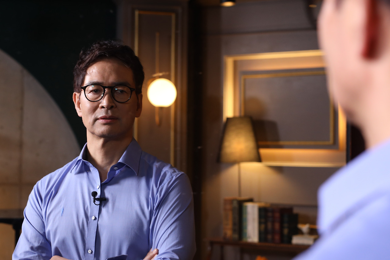 ebs 마스터 프로필1.jpg