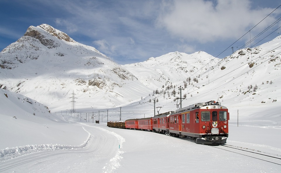 train-62849_960_720.jpg