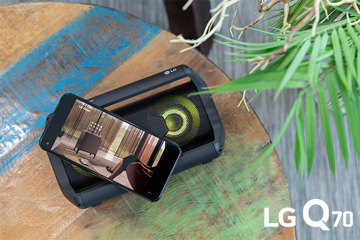190926_LG_Q70_04.jpg