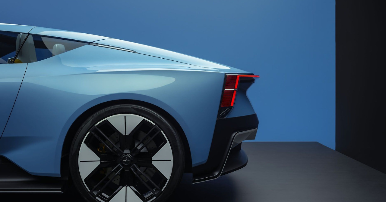 폴스타6 사전예약 5.jpg