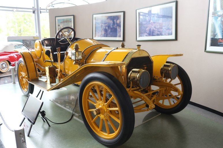 머서 모델 30 스피드스터.jpg