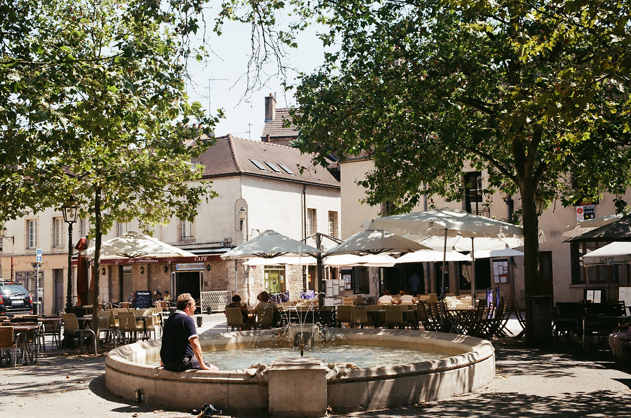 유용한 여행 무용한 여행.jpg