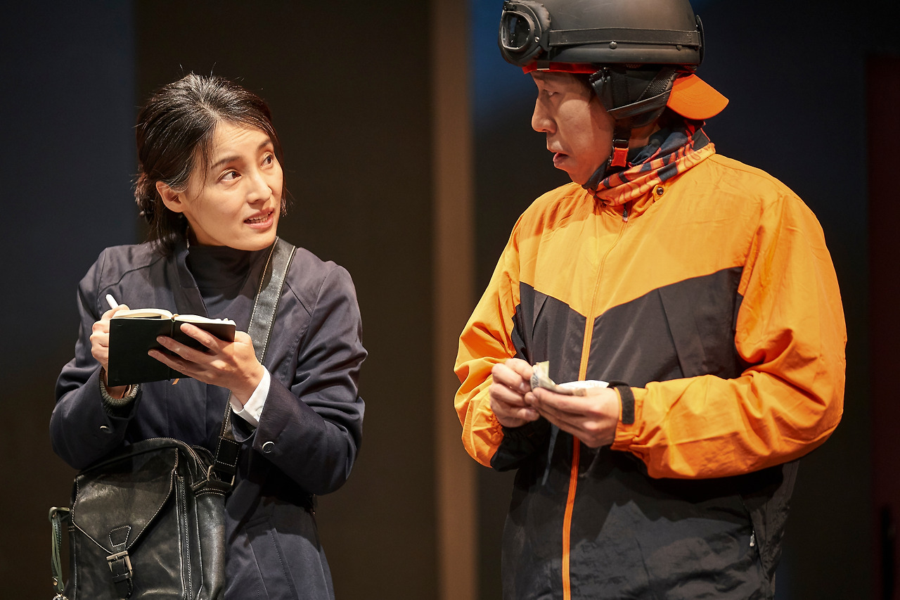 [공연사진]철가방추적작전_두산인문극장2019_아파트_두산아트센터  (6).jpg