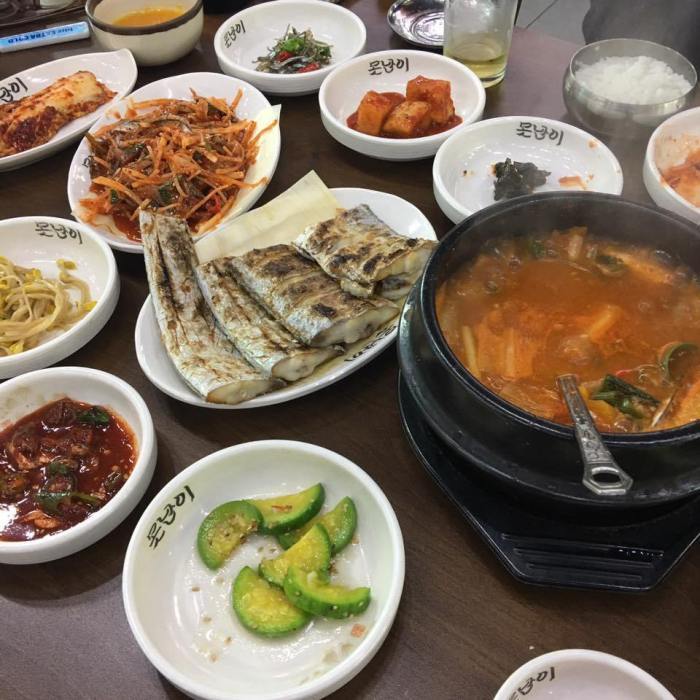 못난이식당_4.jpg