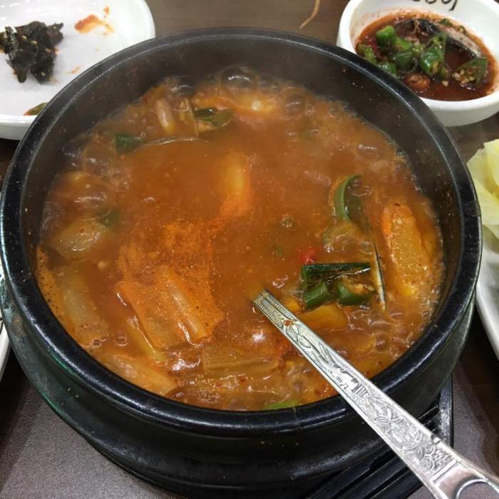 못난이식당_3.jpg