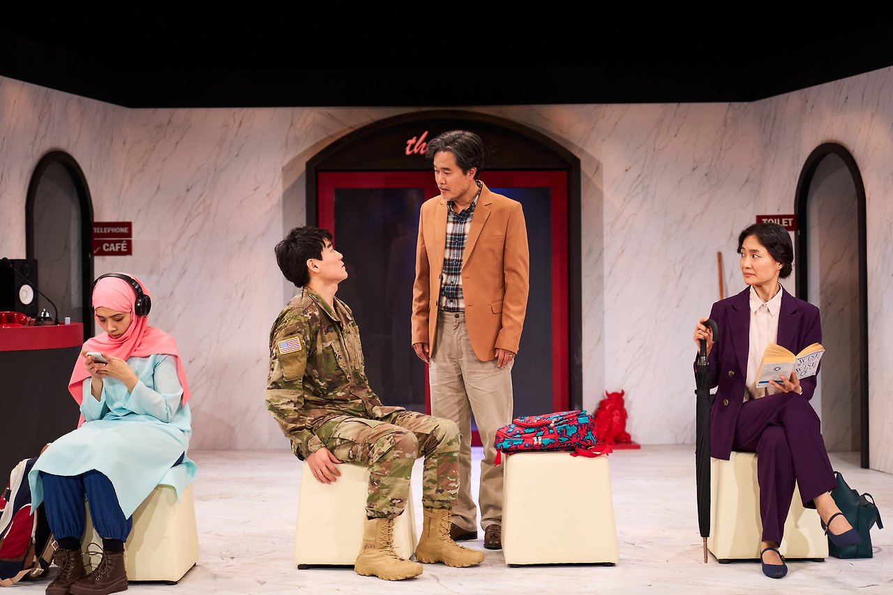 (공연사진)두산인문극장 2024_더 라스트 리턴(20).jpg