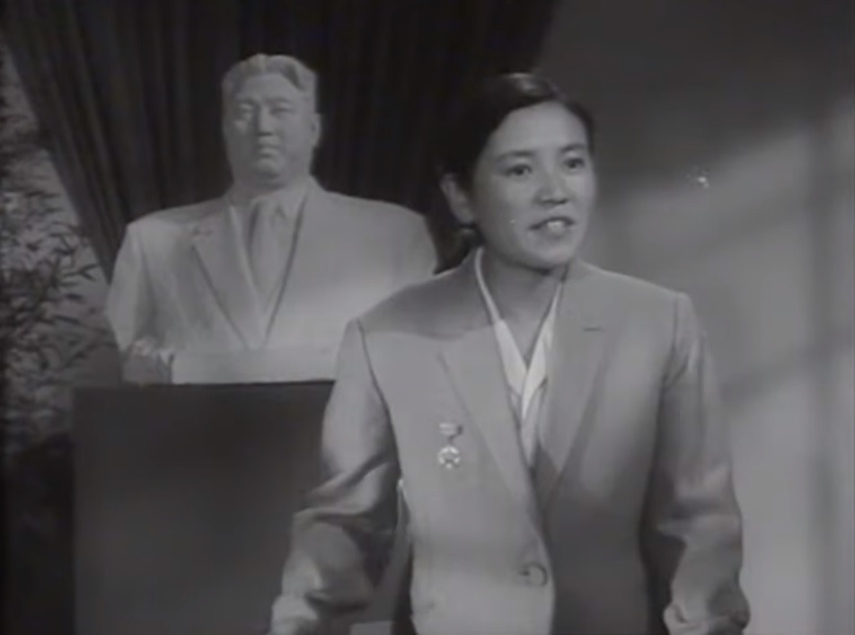 평양에서 한길자.jpg