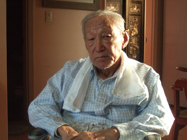 안경호 감독님.jpg