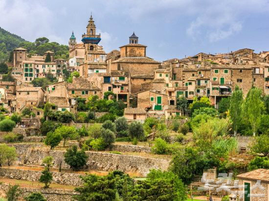 카르투하 수도원.jpg