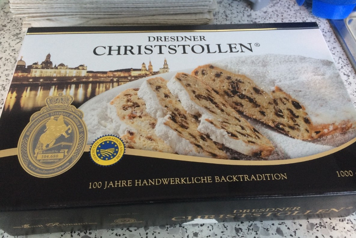 슈톨렌 2.jpg