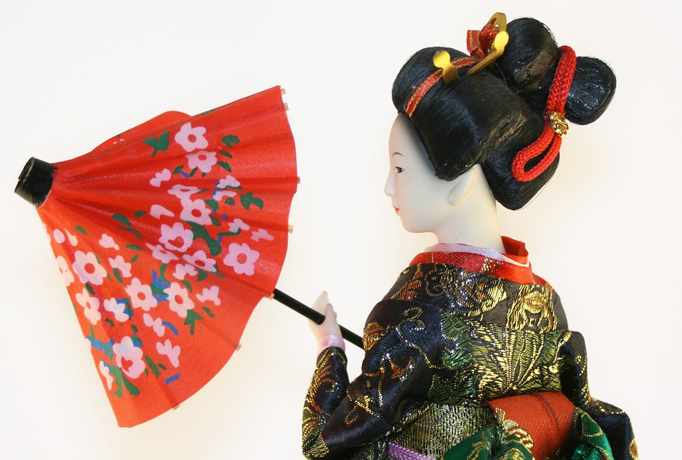 geisha-1487363_960_720.jpg
