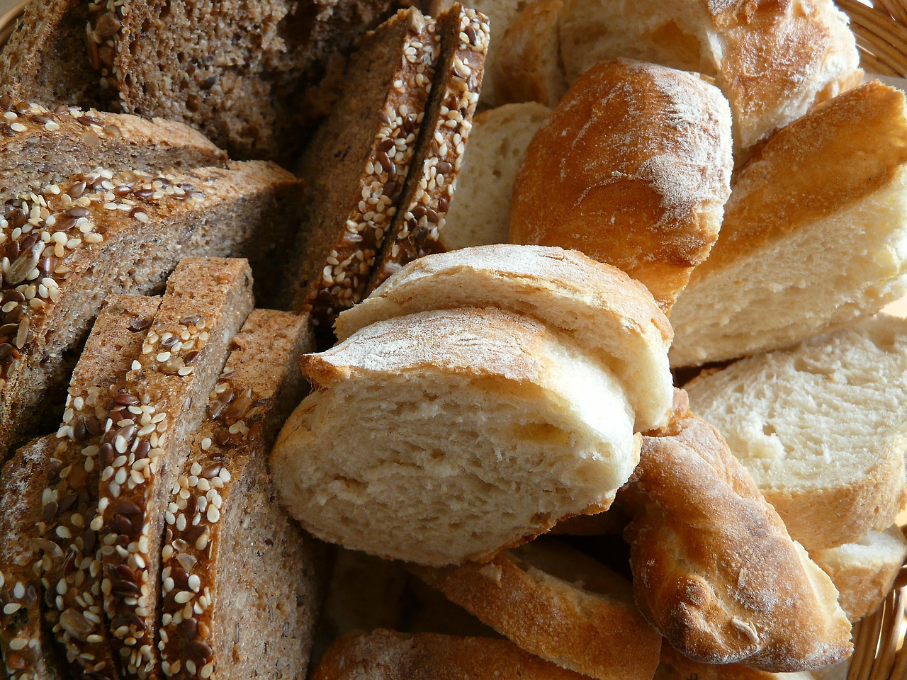 bread-6110_1920.jpg