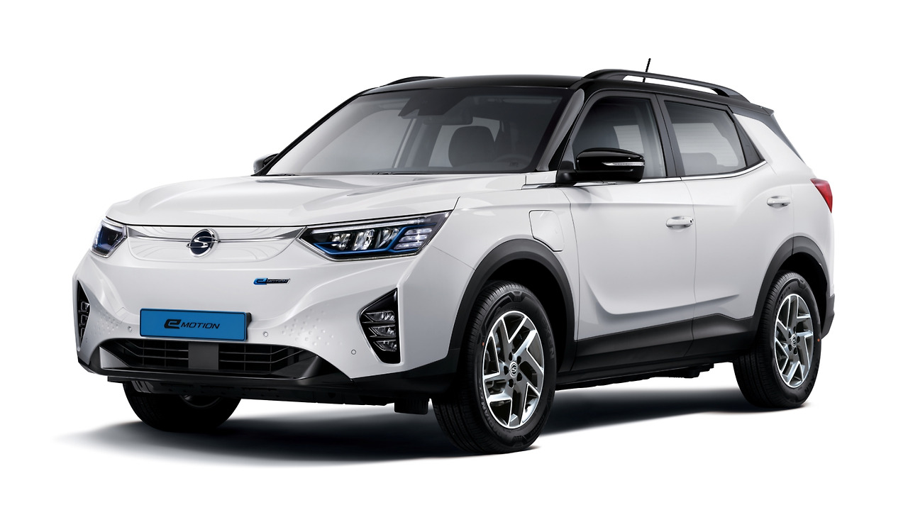 2201_E100 라인업 전측.jpg