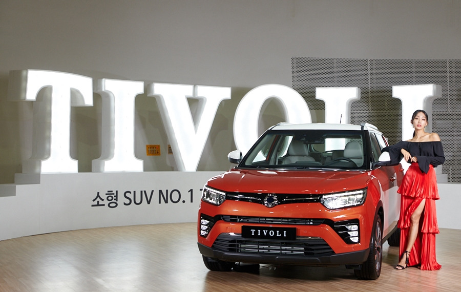 0123_쌍용의 역사_티볼리_문가비.jpg