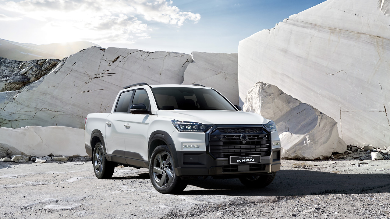 2408_렉스턴칸 블랙에디션채석장16대9.jpg