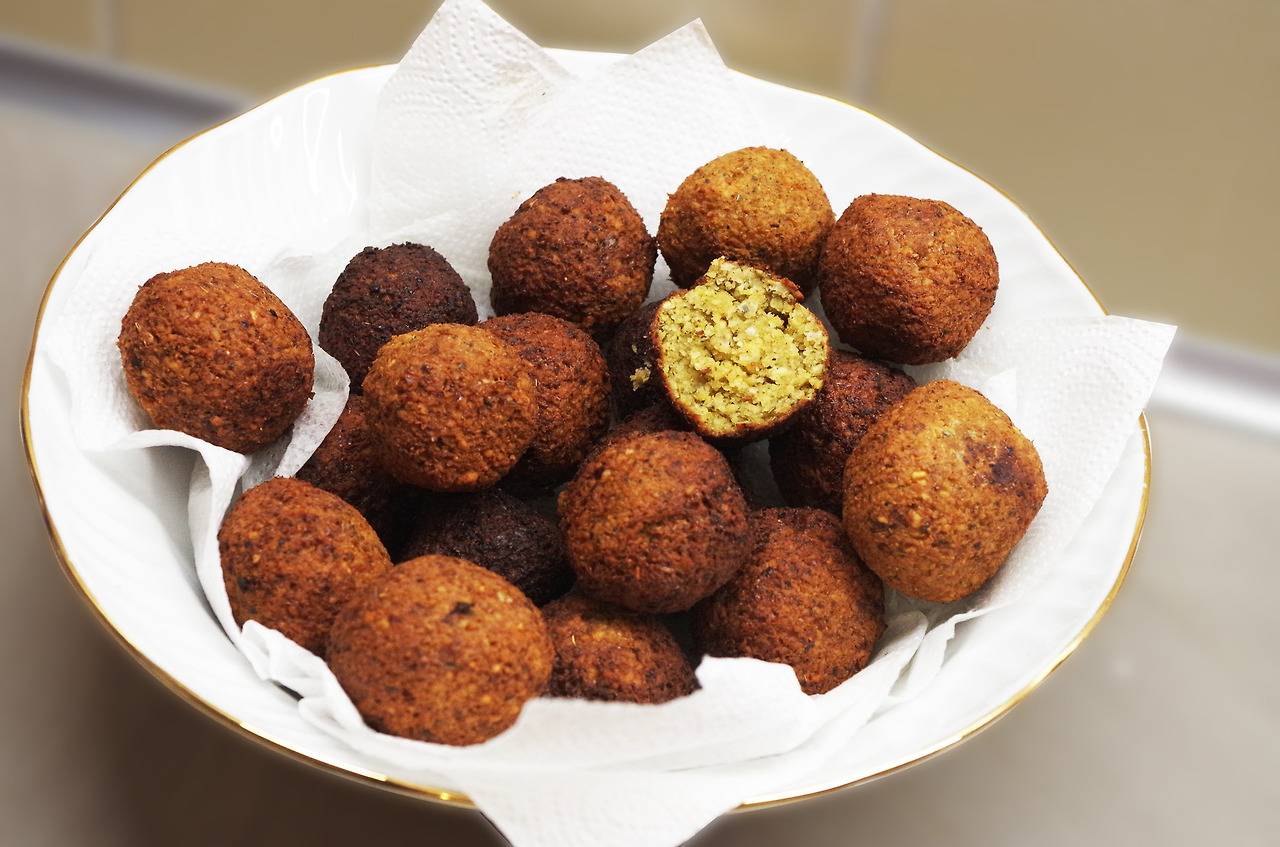 falafel-2073684_1920.jpg