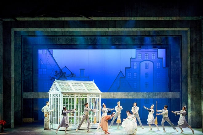 뮤지컬 베르테르_25주년 공연사진_류인아 (2)_제공 CJ ENM_edit.jpg