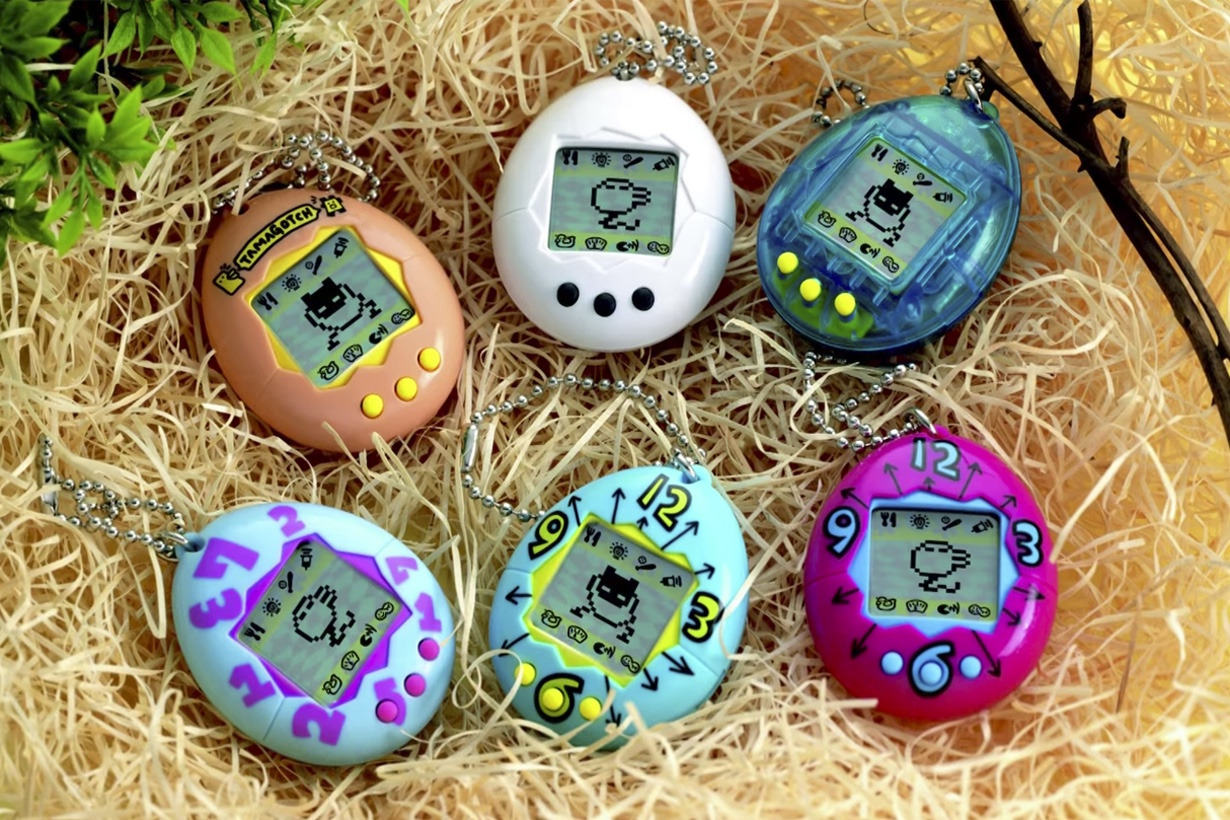 http-%2F%2Fhypebeast.com%2Fimage%2F2017%2F04%2Foriginal-90s-tamagotchi-re-release-1.jpg