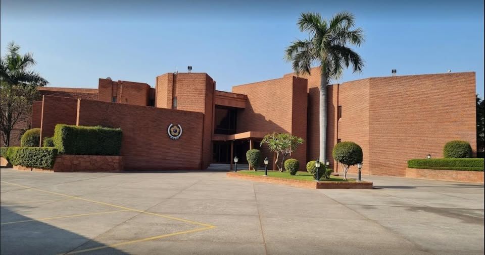 대사관 전경.jpg