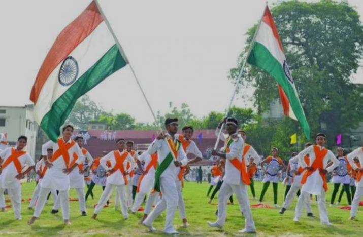 광복절 학교-힌두스탄타임즈.jpg