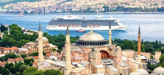 4 하기아소피아_동서양 특징 혼재_유럽으로 통하는 관문이자 동서양을 연결하는 도시.jpg