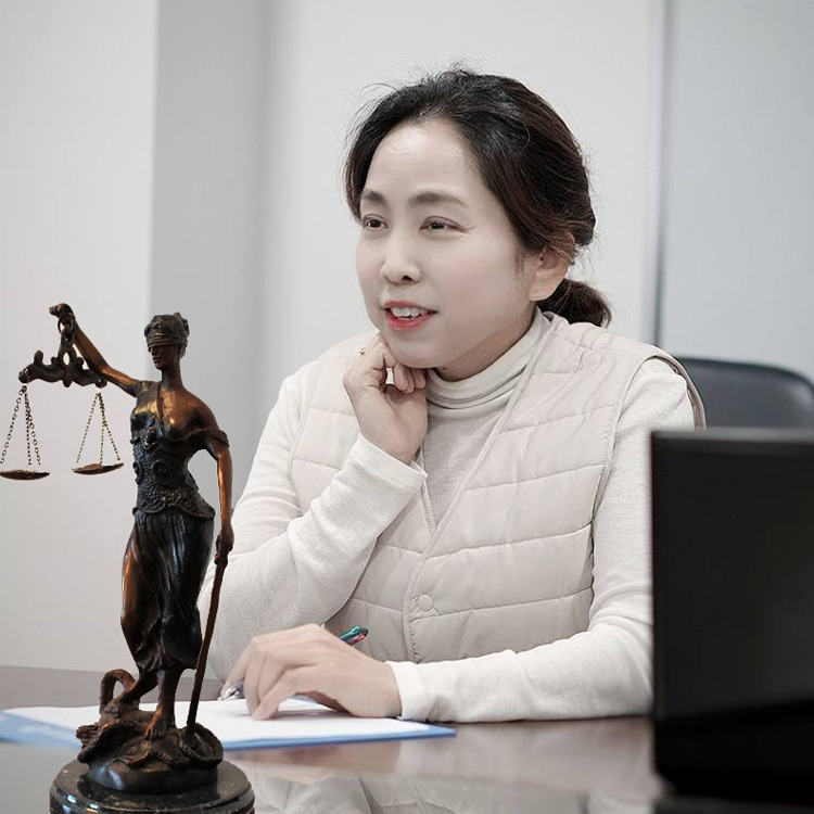 채혜선 변호사_750_new.jpg
