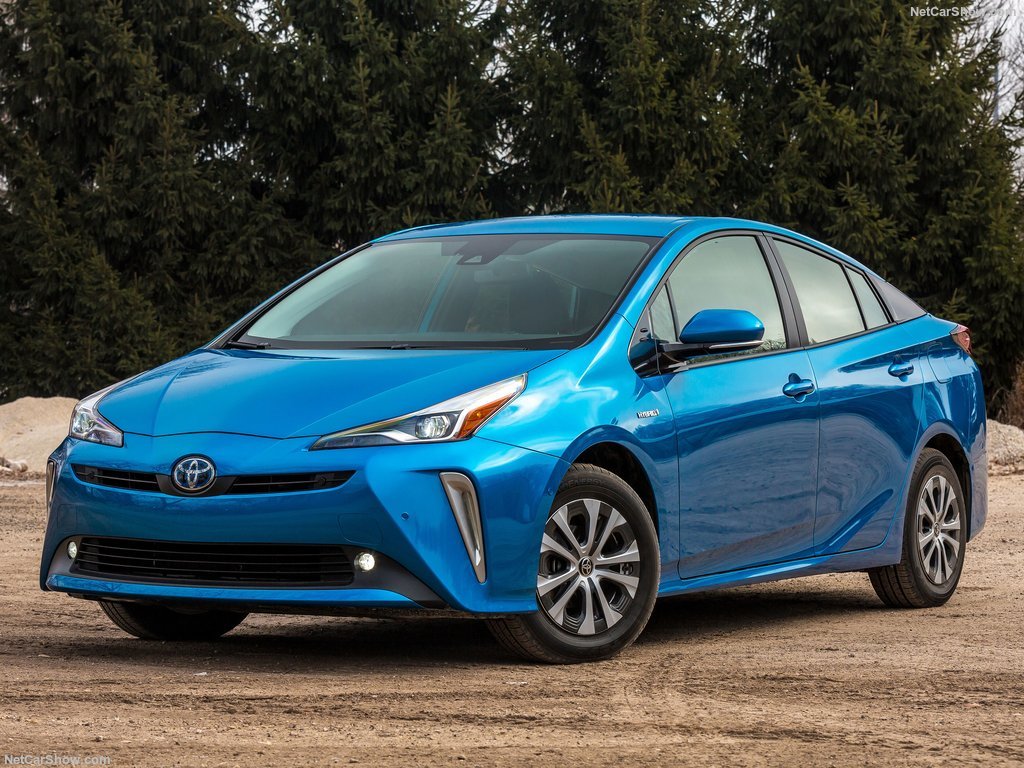 Toyota-Prius-2019-1024-07.jpg
