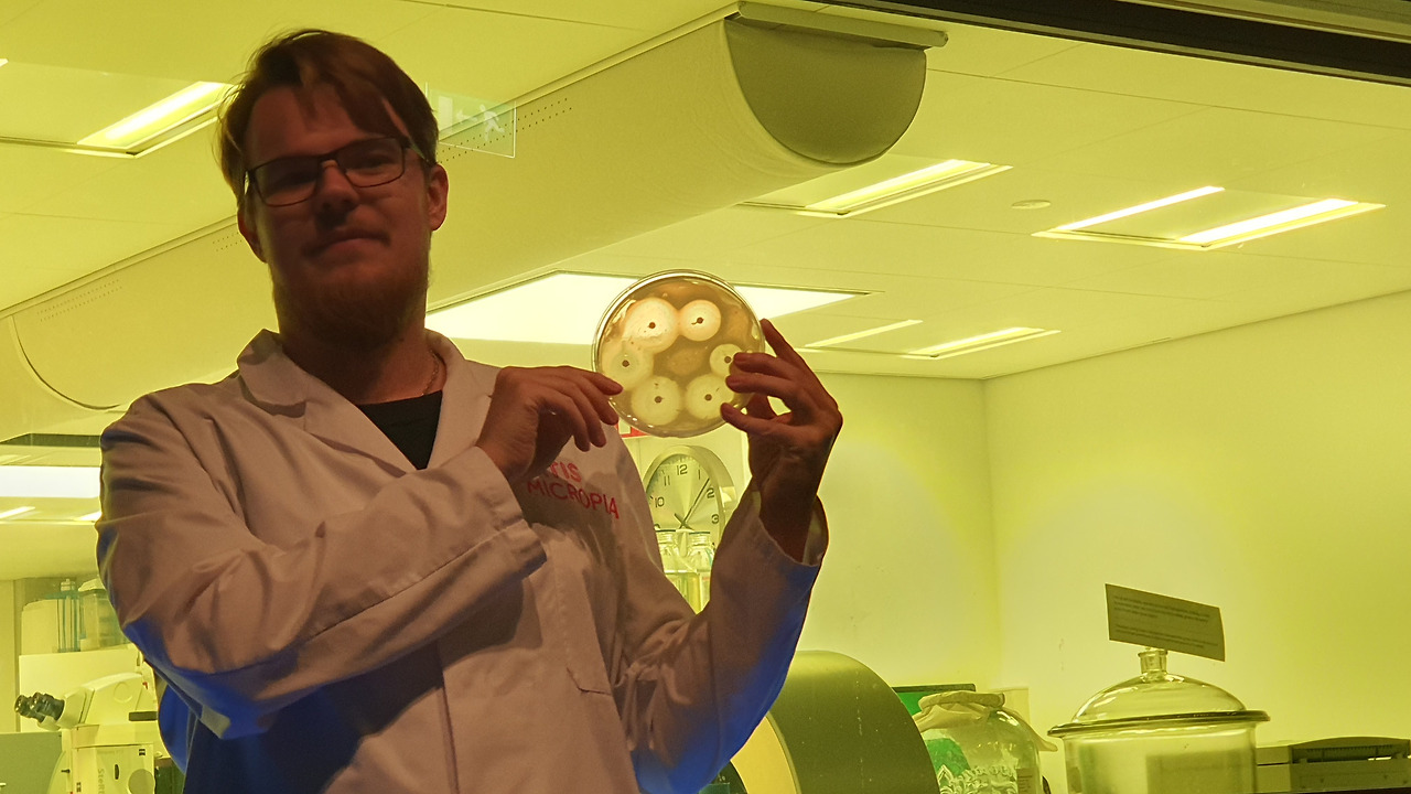 20 KakaoTalk_20230420_053226913_18 (1).jpg