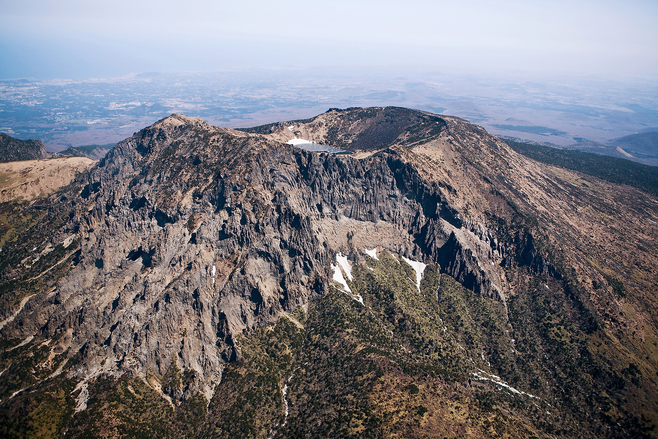겨울 백록담(정희준).jpg