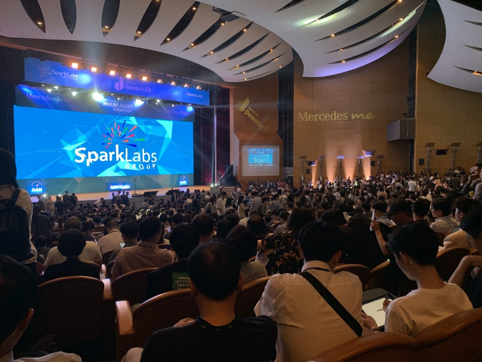 스파크랩 데모데이.jpg