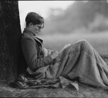 Colin_Wilson_on_Hampstead_Heath,_1956.jpg