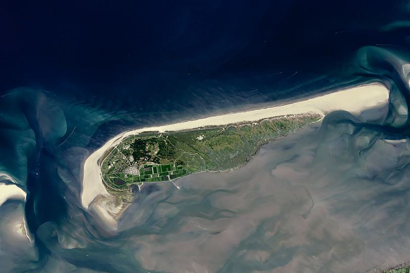 schiermonnikoog_oli_2016202_lrg.jpg