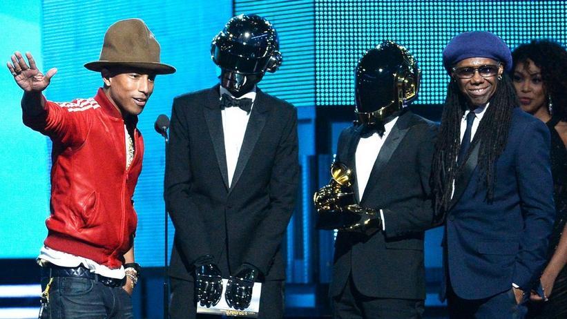 Grammy_Rewind_Daft_Punk_Hero_1920x1080.jpg