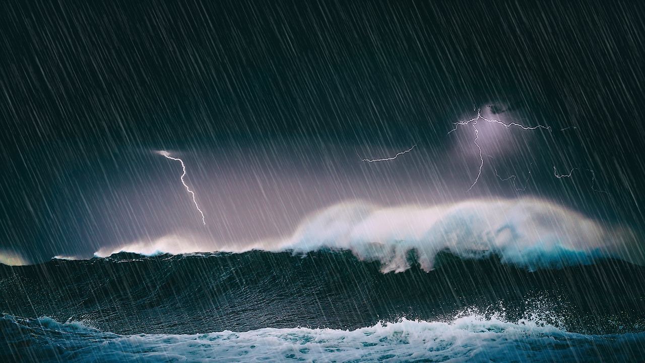 survival-ocean-storm_h.jpg