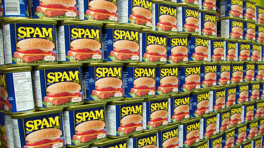 Spam_wall_-_Flickr_-_freezelight.jpg