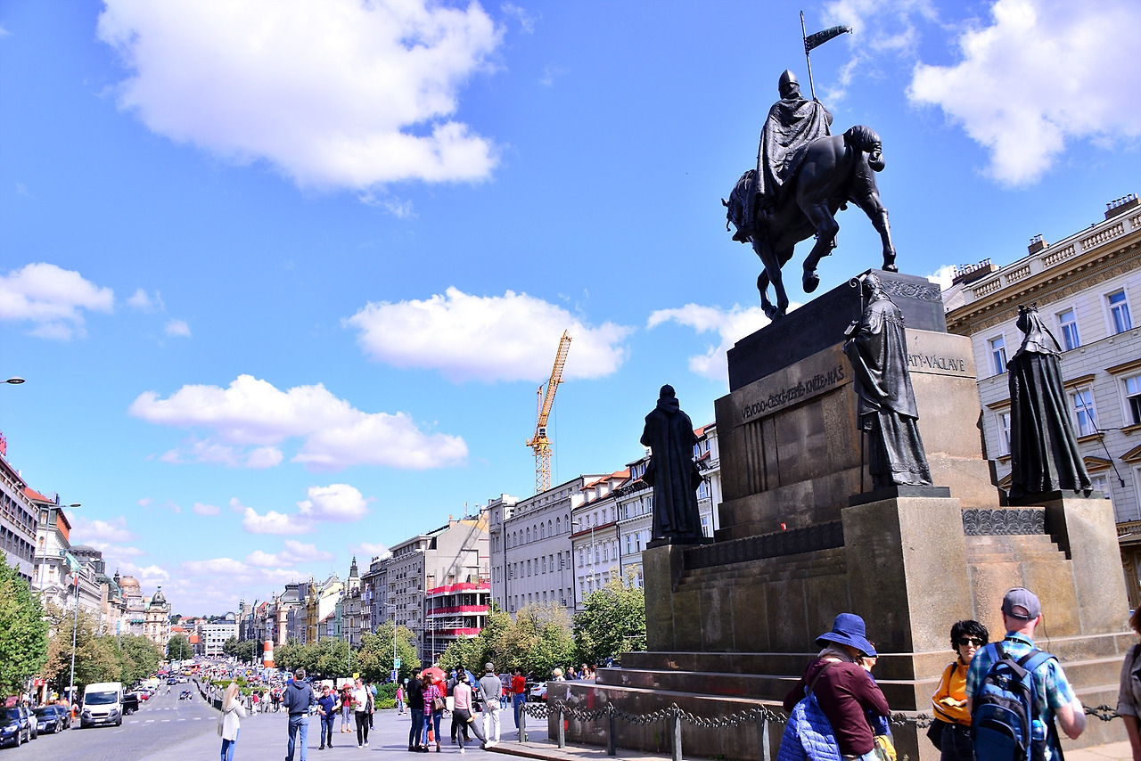 바츨라프광장 (13).jpg