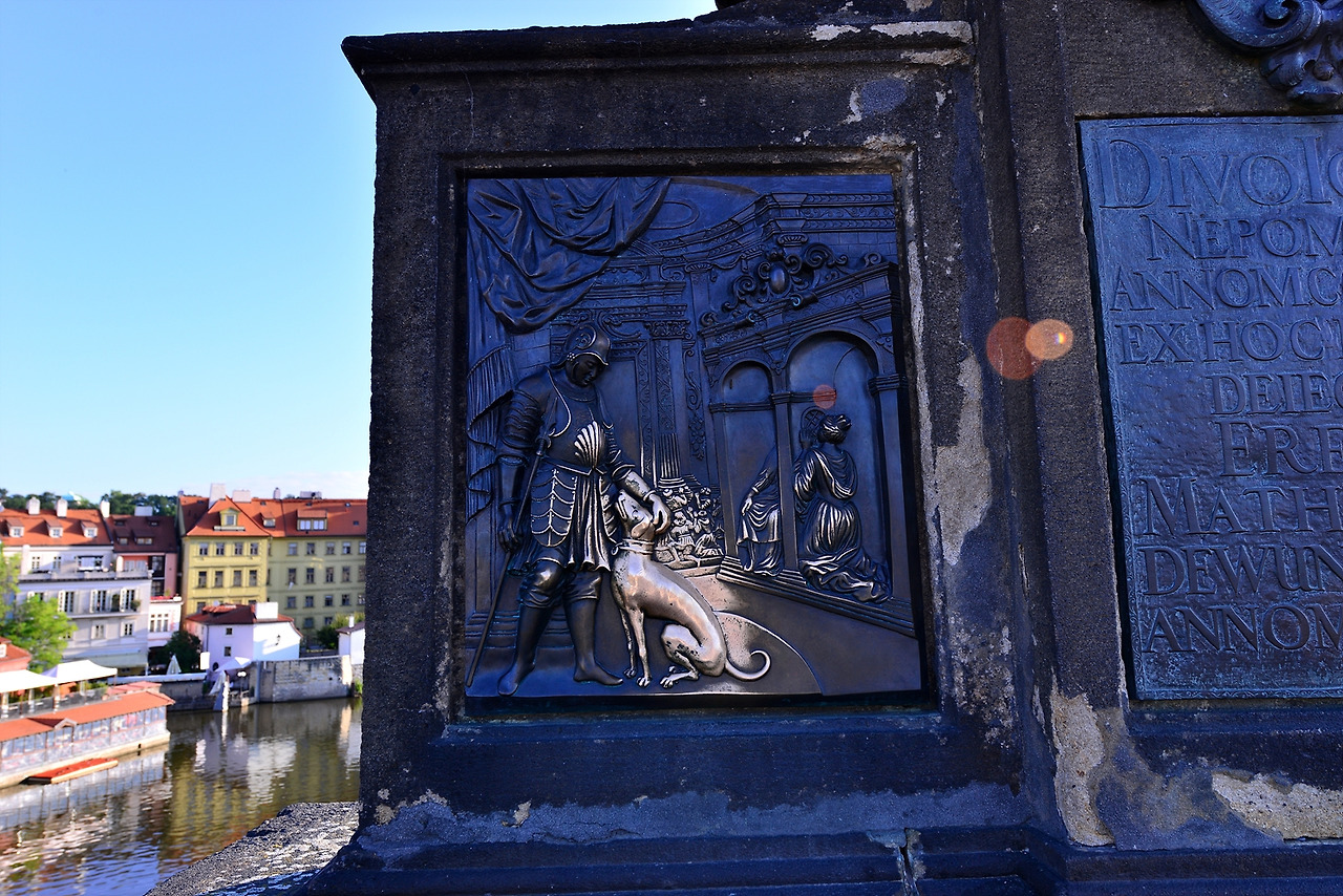 카를교에서 7.10  (29).jpg