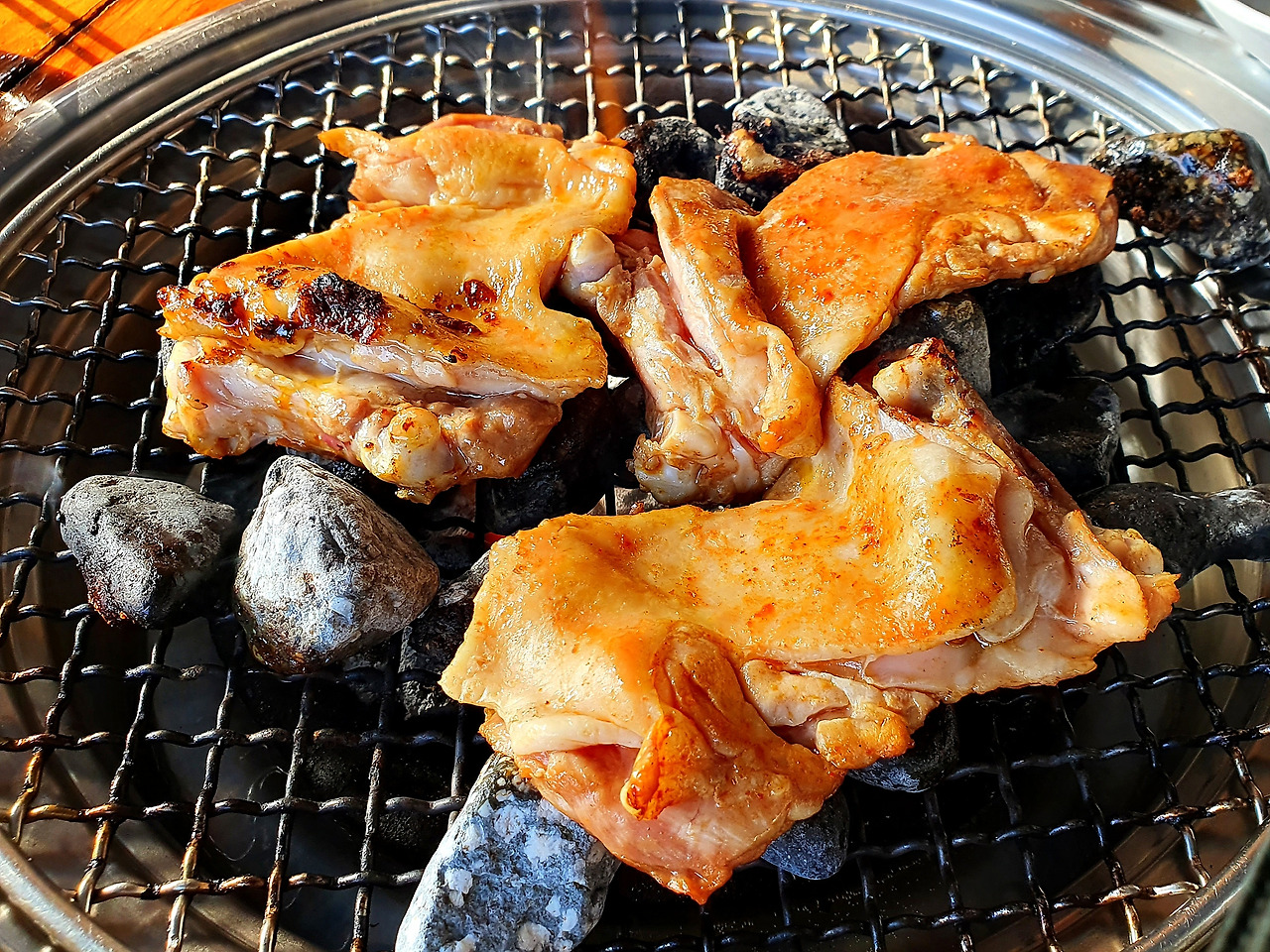 맥반석숯불닭갈비 (1).jpg