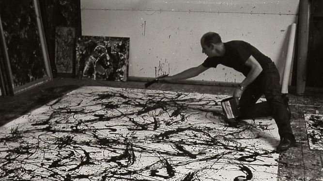 jackson+pollock+working+on+a+painting.jpg