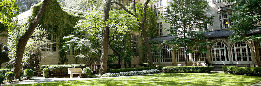 about-visit-campus-courtyard.jpg